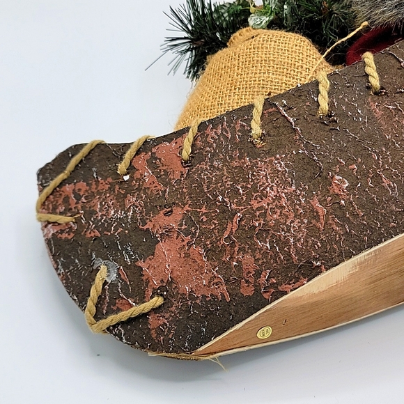 Vintage Santa Claus Figurine Riding In a Rustic Canoe w/ Presents - Picture 13 of 14